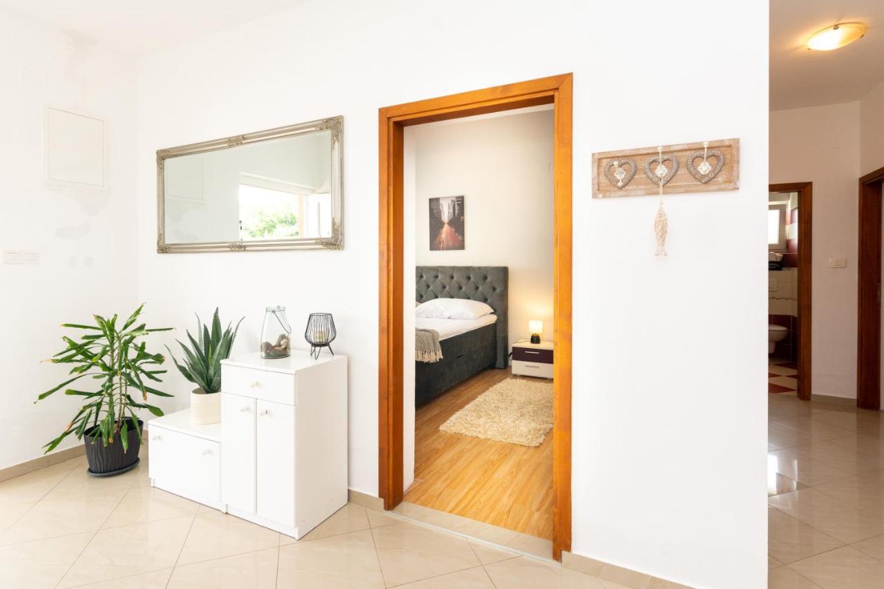 Holiday Home Bibano Bibinje Zewnętrze zdjęcie